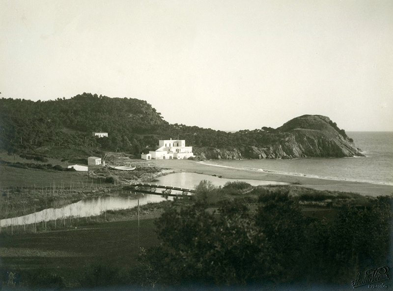 Estat de les dunes a Castell entre els anys 30 i 40 del segle passat. Foto: (Studio Venus Col. Imatges Ajuntament Servei d’Arxiu Municipal de Palamós)