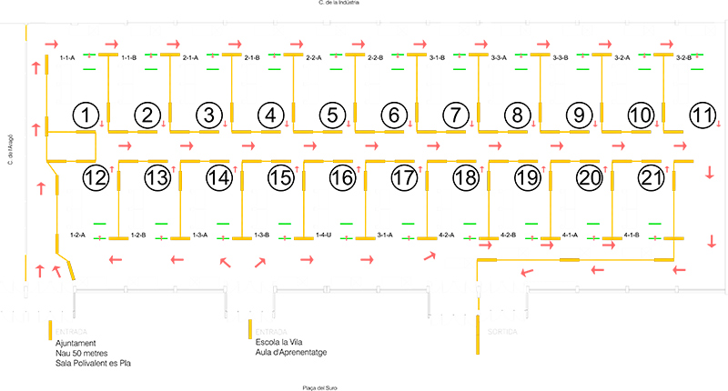Plànol amb la localització de cada mesa i els diferents accessos habilitats a la Nau dels 50 metres.