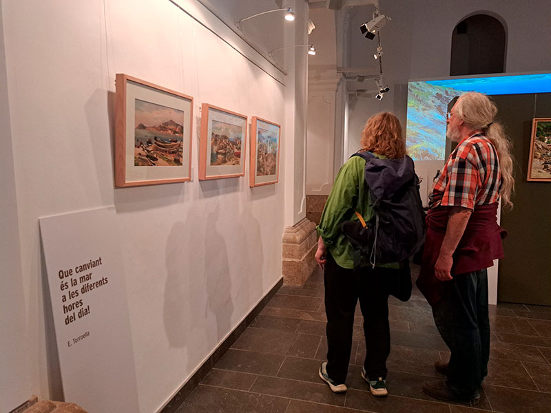 L'exposició de l'obra d'Ezequiel Torroella es pot veure a la Capella del Carme fins aquest diumenge. (Foto: Ajuntament de Palamós).