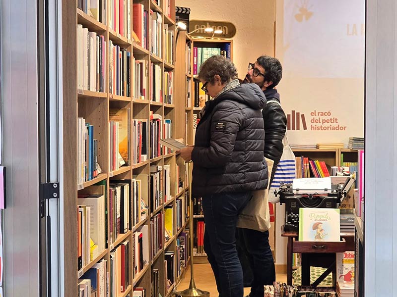Aquests dies se celebra el quart aniversari de 'Calonge, poble de llibres'. (Foto: Ajuntament de Calonge i Sant Antoni).