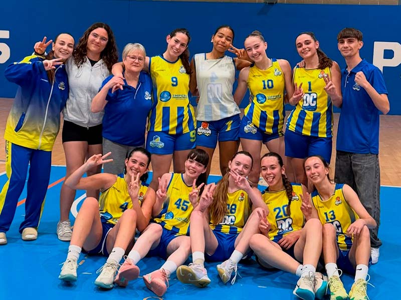 L'equip júnior femení del CE Palamós. (Foto: CE Palamós).