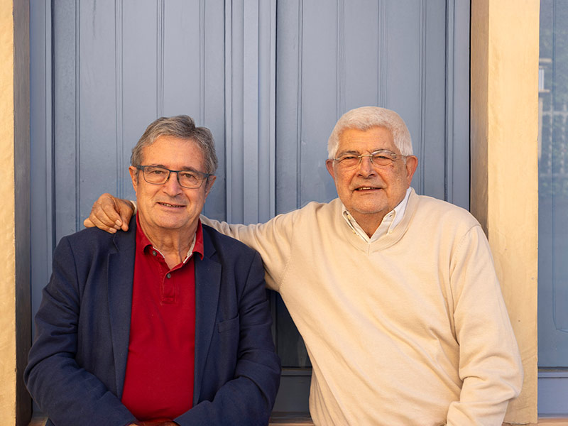 L'economista Joan Armangué i el periodista i escriptor Xavier Febrés. (Foto: Editorial Gavarres).