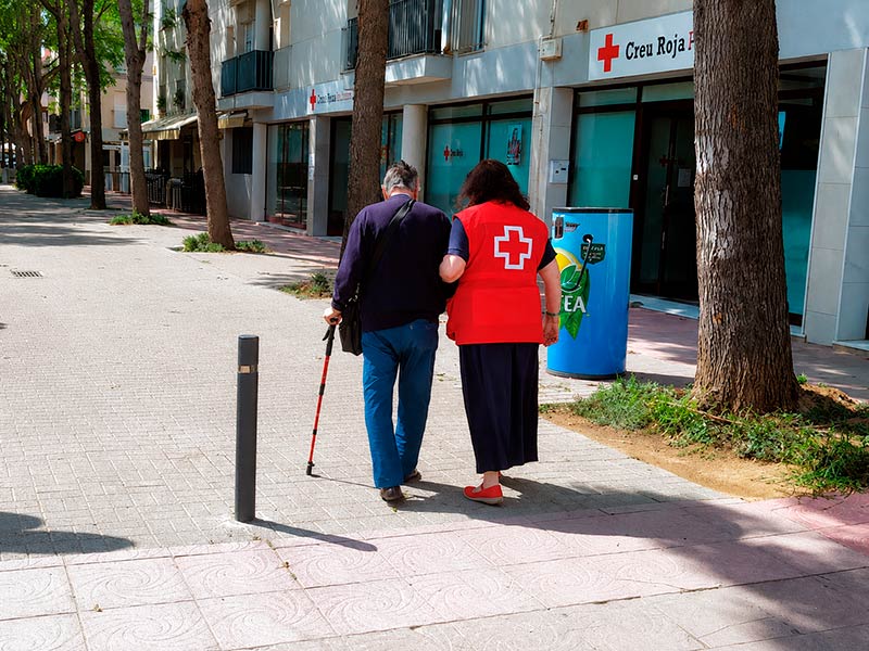 Creu Roja Palamós ajuda a persones amb dependència o discapacitat. (Foto: Creu Roja Palamós).