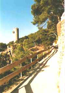 El camí de ronda de Torre Valentina