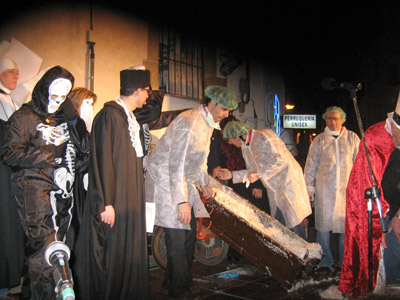 En Xatonàs, en mans de la colla dels Ex-Carnestoltes