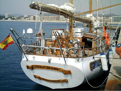 El vaixell Vell Marí, aquest matí al port de Palamós