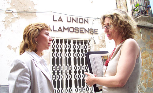 Ferrés i Turu davant de la Unión Palamosense.