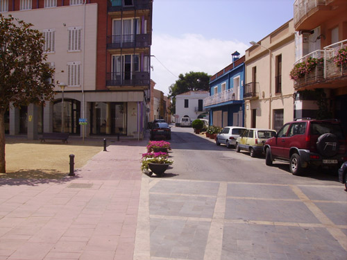 El carrer Artur Mundet, afectat pel projecte de millora del nucli de Sant Antoni.