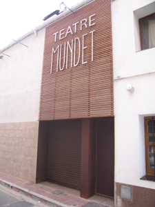 La presentació del projecte de remodelació de carrers de Sant Antoni es fa al teatre Mundet.