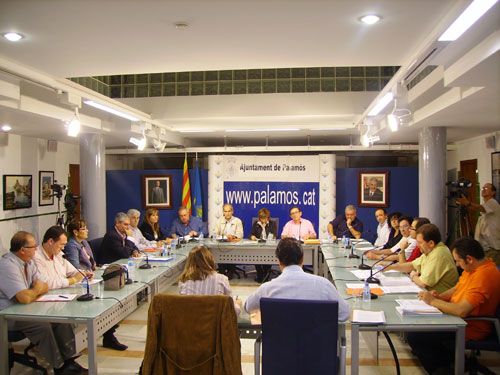 Un moment del ple municipal celebrat ahir.