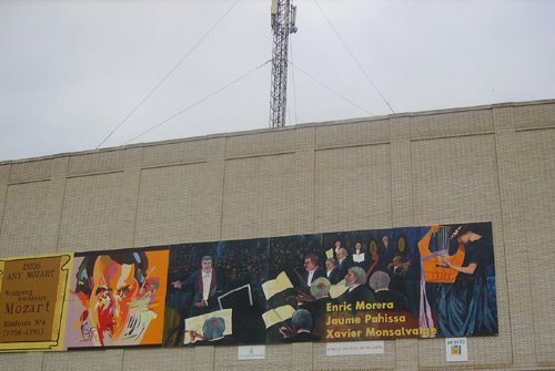 El mural que el Cercle Artístic de Palamós ha dedicat a la música.