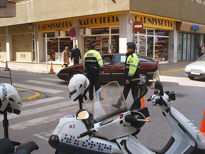 Policies locals de Palamós, durant un servei.