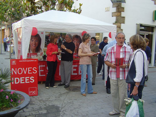 Membres de la candidatura del PSC a Palamós, durant aquesta campanya electoral.