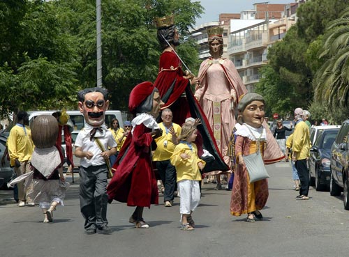 Ball de gegants i capgrossos, ahir a Palamós. (Fotografia cedida per Josep Lois).