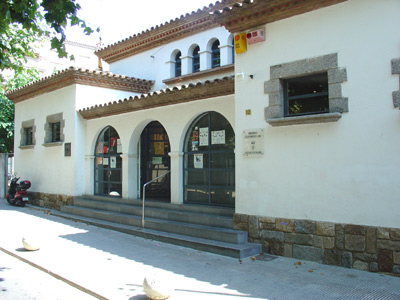 La biblioteca vella del carrer de Jacint Verdaguer.