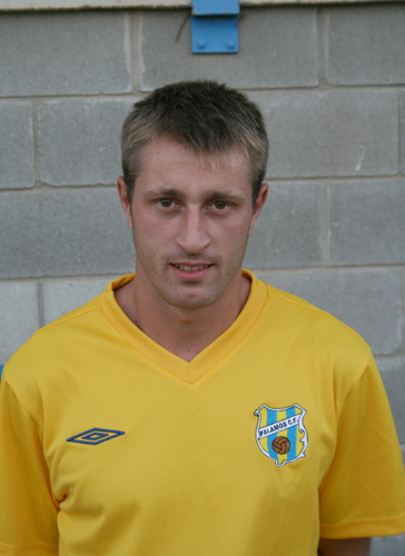 Xavi Giró va ser agredit al camp del Narcís Sala.