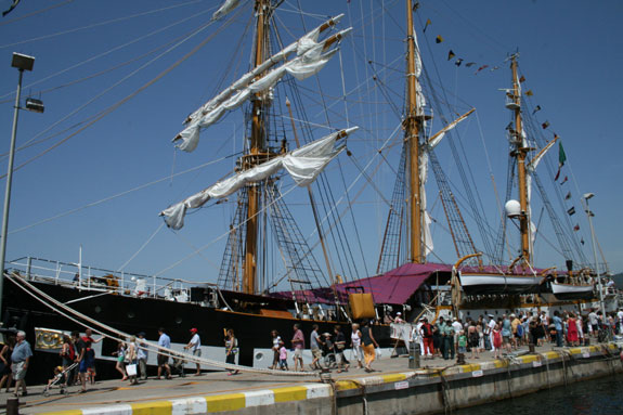 Vaixells de vela tradicional, aquest últim estiu al port de Palamós.