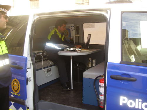 El vehicle policial encarregat de les patrulles de proximitat.