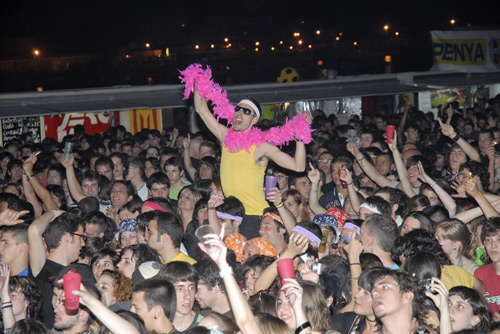 Públic al recinte de barraques, aquesta passada Festa Major. (Fotografia cedida per   Josep Lois).