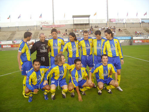 L'equip inicial del Palamós CF en el partit contra el Girona al Trofeu Gaspar   Matas.