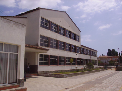 El col·legi públic Vila-romà de Palamós.