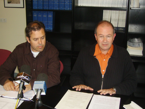 Albert Ros i Martí Fonalleras, en la roda de premsa d'avui.