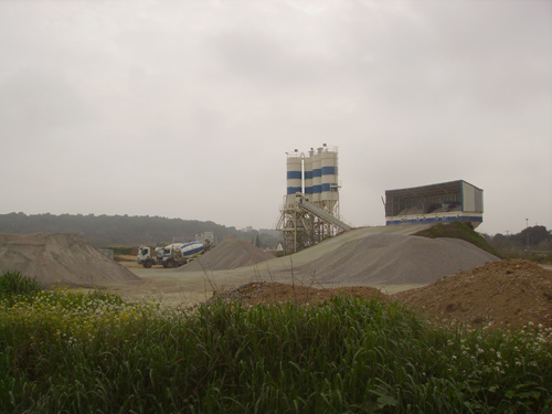 La planta de formigó es va instal.lar amb motiu de la construcció de l'autovia.