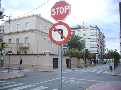 Cruïlla dels carrers del President Macià i d'Enric Vincke.