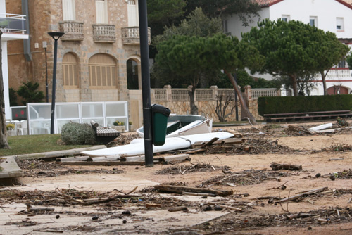 La platja de La Fosca, després del temporal.