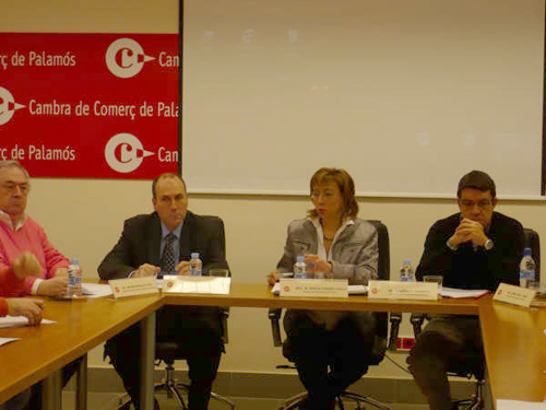 Un moment de la sessió informativa que s'ha fet aquest matí a la Cambra de Comerç.