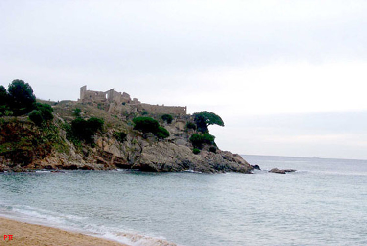 El castell de Sant Esteve de Mar.