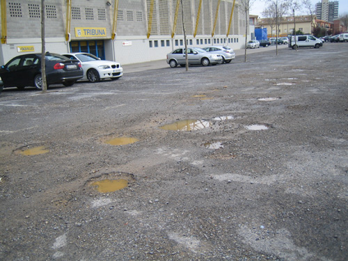 Estat de l'aparcament del Nou Estadi.