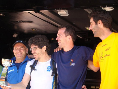 Alguns dels corredors de l'AAPCSA que van participar a la cursa de Girona.