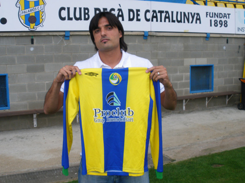 David Charcos va marcar el seu primer gol amb la samarreta del Palamós CF.