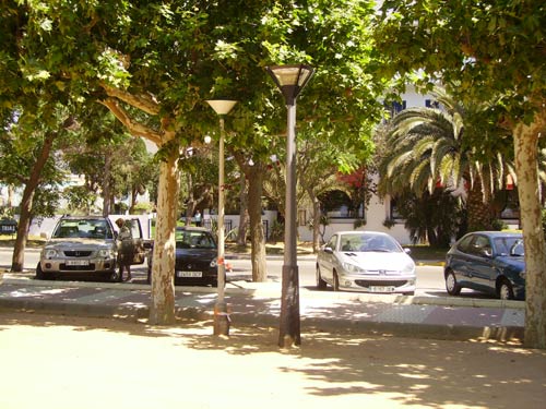 Fanals al passeig del Mar de Palamós.