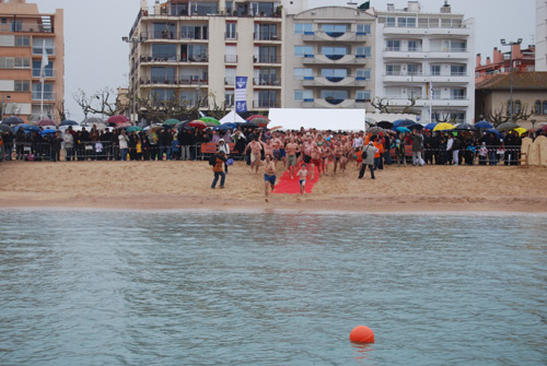 Imatge de l'última edició del 'Primer bany de l'any'.