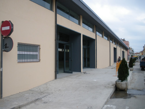 L'accés principal a la nau dels cinquanta metres, avui.