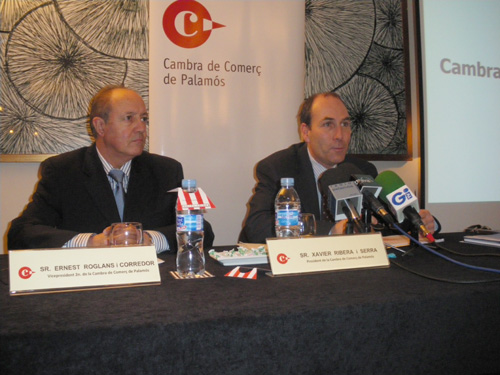 Ernest Roglans i Xavier Ribera, vice-president i president de la Cambra de Palamós, en la roda 

d'avui.