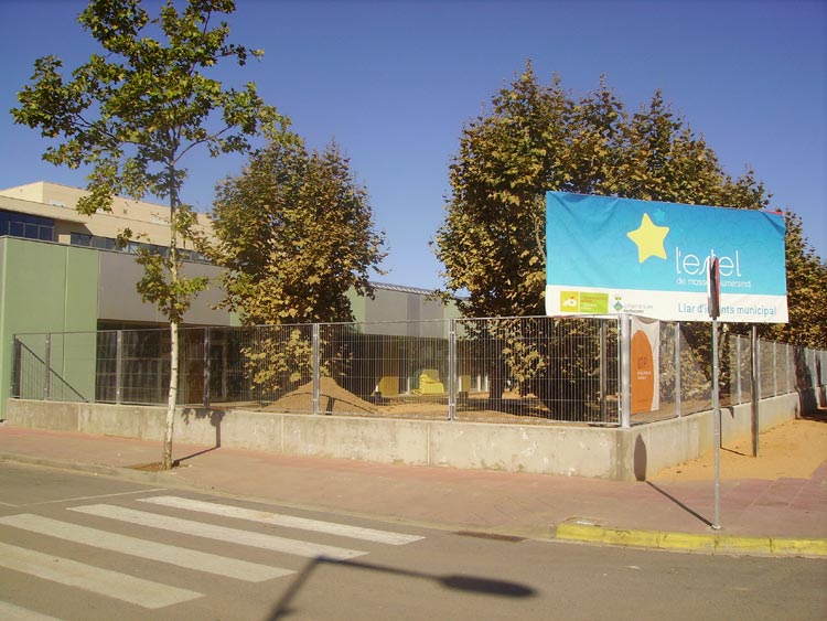 La llar d'infants municipal 'L'Estel de Mossèn Gumersind'.