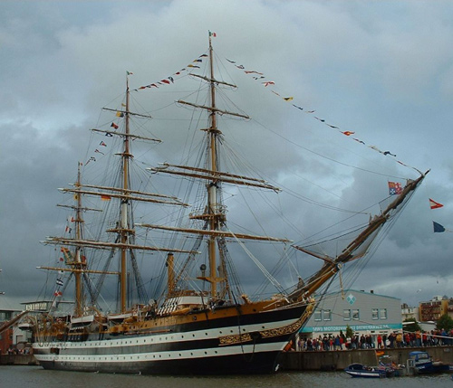 L'Amérigo Vespucci.