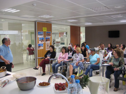 Curs de cuina econòmica. Una de les activitats organitzades pel Punt Jove de Palamós.