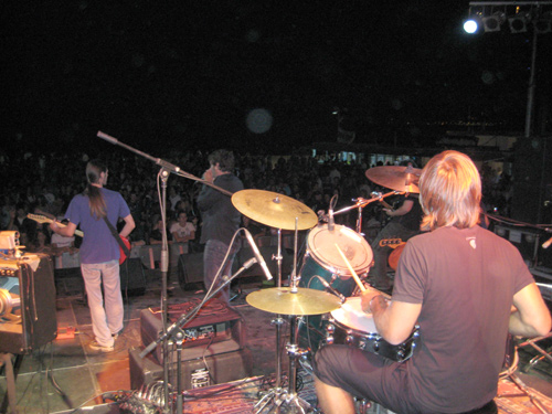 Concert de The Violet Frequency a barraques, aquesta Festa Major.