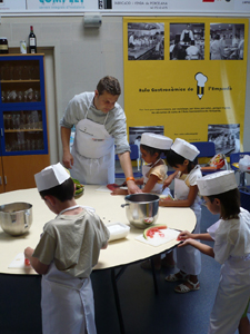 Curs infantil de cuina i pastisseria a l'Aula, en una imatge d'arxiu.