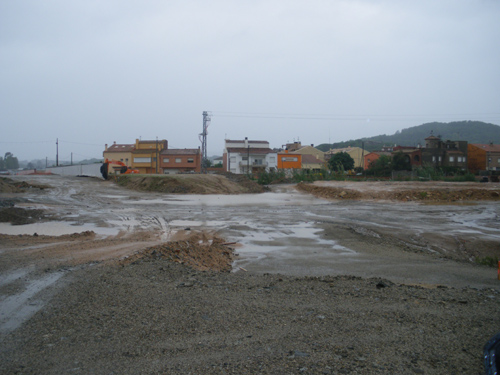 Obres a la C-31 al barri del Tennis, avui.