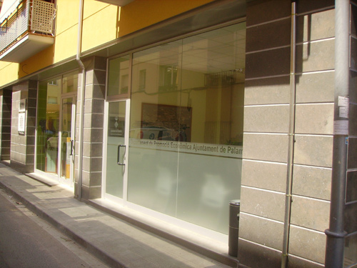 El local de l'Àrea de Promoció Econòmica, al carrer de Pere Joan.