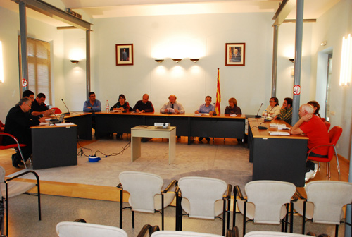El Ple de l'Ajuntament de Calonge, reunit aquest migdia.