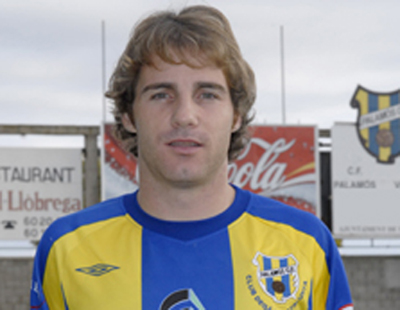 Javier Arce 'Vichu', jugador del Palamós CF.