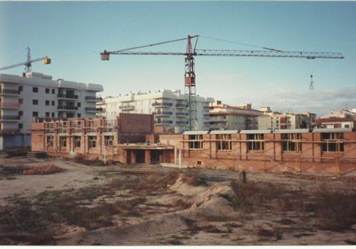 Imatge retrospectiva de la construcció de l'actual IES Palamós.