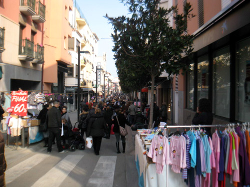 La fira Forastoc al carrer de Cervantes, aquest passat dissabte.
