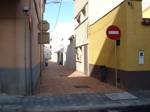 El carrer de la Justícia, a l'Eixample de Palamós.